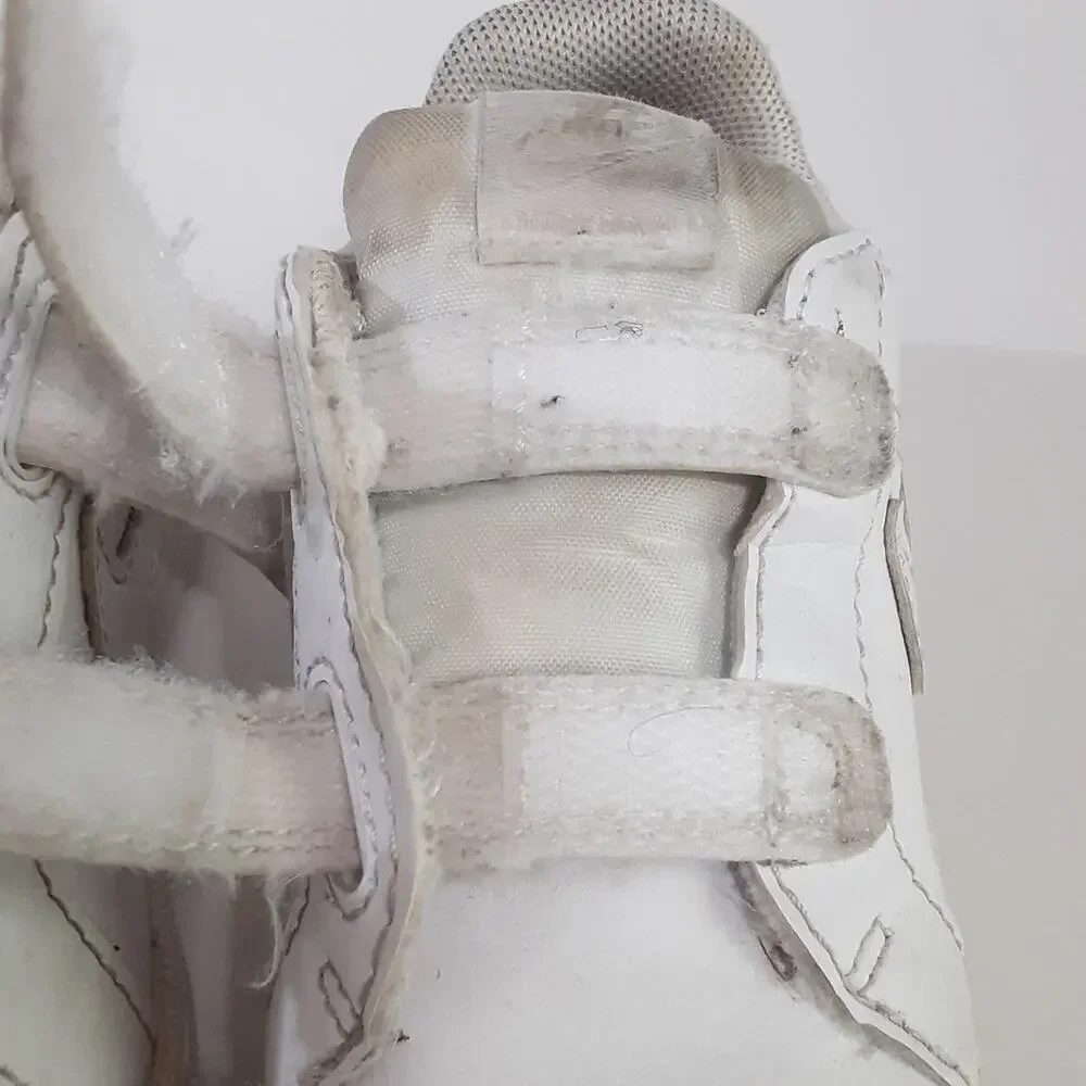 Nike Court Royale Baby Sneakers White Leather Hook Loop Toddler 6.5 Running Shoe